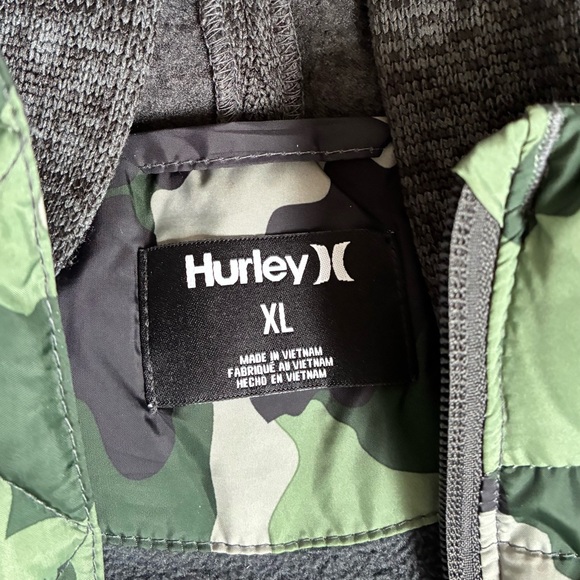 Hurley Camouflage Jacket, 12-15 years - Picture 4 of 6
